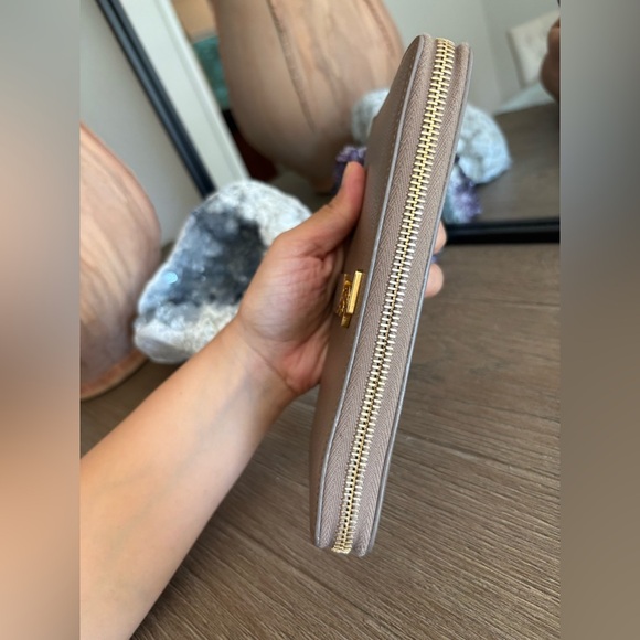 Saint Laurent Cassandra Leather Zip Around Wallet - Picture 6 of 15